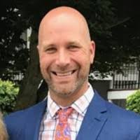 Dennis Mino's Instagram, Twitter & Facebook