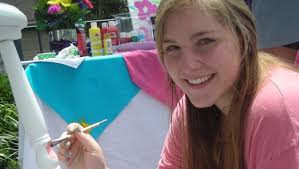 Demoiselle Debutantes carry