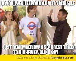 Ryan Seacrest Tried To Highfive A Blind Guy Funny Pictures