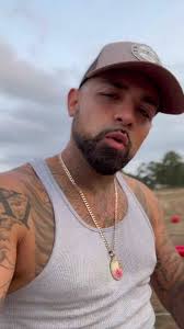 All I can say is deserve! 😭 "So when we gonna meet up?" М: jonlyrics