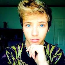 Brady Hamilton (@Apollo226)