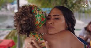 Josã©phine jobert's full body measurements are 36 inch. Meurtres Au Paradis Josephine Jobert Florence Cassell Reviendra T Elle Un Jour Toutelatele