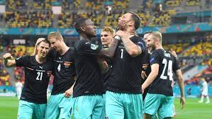 Alaba grabbed arnautovic's face to try and close his mouth during the unconventional celebration. Schimpftirade David Alaba Verbietet Marko Arnautovic Den Mund Kicker