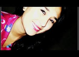 cuando la belleza es sincera nunca se acaba-----------------------------JANETH  CASTILLO exreina del canton nangaritza