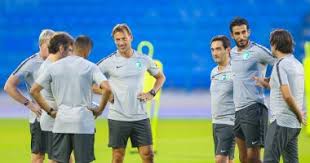 انتهت مباراة السعودية وقطر اليوم الخميس بفوز منتخب السعودية في مباراة نصف النهائي من بطولة كأس الخليج العربي 24 على خصمه منتخب قطر بنتيجة هدف وحيد بدون رد ليتاهل. ÙƒØ´Ù Ø­Ø³Ø§Ø¨ Ù‡ÙŠØ±ÙÙŠ Ø±ÙŠÙ†Ø§Ø±Ø¯ Ù…Ø¹ Ù…Ù†ØªØ®Ø¨ Ø§Ù„Ø³Ø¹ÙˆØ¯ÙŠØ© Ø§Ù„ÙŠÙˆÙ… Ø§Ù„Ø³Ø§Ø¨Ø¹