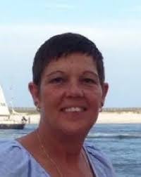 Lisa Ripple's Instagram, Twitter & Facebook