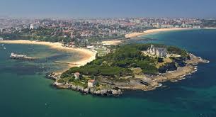 Traded on the euro stoxx 50 stock market index, the bank has a total market capitalization of $69.9 billion. Erasmus Experience In Santander Spain By Benoit Erasmus Experience Santander