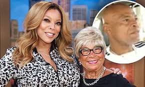 Inside, she discusses her marriage and business relationship with kevin hunter. Wendy Williams Shuts Down Accusations Made By Her Own Brother That She Skipped Her Mother S Funeral Daily Mail Online