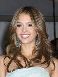 Golden brown hair brown blonde hair brunette hair dark hair hair color balayage hair highlights jessica alba highlights carmel highlights natural 100+ best ideas about brown hair caramel highlights. Jessica Alba S Hair Styles Lovetoknow