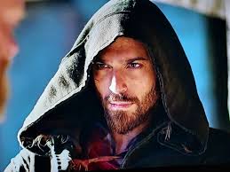 Buongiorno a tutte🥰 Oggi sono curiosa di sentire le varie trasmissioni  pomeridiane. Al momento c'è LVB che ha annunciato che parlerà di Can. Noi  aspettiamo di vederlo nella trasmissione spagnola il 15