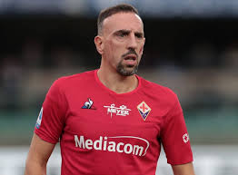 #i have a feeling that wolfsburg hates us #but that's alright #robert lewandowski #frank ribery #fc bayern. Fiorentina Hope To Recover Ribery For Inter Match