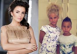 Фотографии, подробно о семье, видео, последние новости 2021 на портале узнай всё. Eks Solistka Gruppy T A T U Yuliya Volkova Pokazala Podrosshih Detej