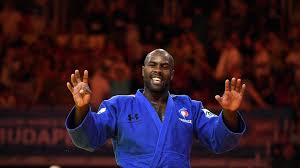 Teddy riner sacré 7 fois champion du monde, après sa dernière victoire à tcheliabinsk en russie. Teddy Riner Sacre Nonuple Champion Du Monde De Judo