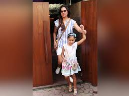 Lara aishah episod 22 promo. Lara Dutta Takes Daughter Saira On A Lunch Date