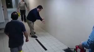 Yagli Ve Kaygan Seramik Fayans Mutfak Kaydirmaz Zemin Uygulamasi Youtube