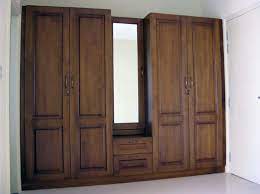 Lemari merupakan salah satu jenis furniture yang banyak digunakan untuk menyimpan berbagai perlengkapan di dalam memilih model lemari pakaian perlu lah disesuaikan dengan kebutuhan anda, baik dari segi ukuran sampai dengan jenis bahan dan. Model Lemari Pakaian Dari Kayu Jati Dan Plastik Model Rumah Asri