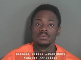 A follow up from the incident earlier today... **𝐒𝐥𝐢𝐝𝐞𝐥𝐥 𝐏𝐃  𝐂𝐚𝐭𝐜𝐡 𝐌𝐚𝐧 𝐌𝐢𝐧𝐮𝐭𝐞𝐬 𝐀𝐟𝐭𝐞𝐫 𝐒𝐭𝐚𝐛𝐛𝐢𝐧𝐠  𝐆𝐢𝐫𝐥𝐟𝐫𝐢𝐞𝐧𝐝 𝐌𝐮𝐥𝐭𝐢𝐩𝐥𝐞 𝐓𝐢𝐦𝐞𝐬** Shortly after noon today  (Thursday, June 12, 2025), Slidell Police ...