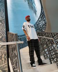 Benz, monsieur) was born in lyon, france. Instagram Karimbenzema Clothes Outfits Brands Style And Looks Spotern