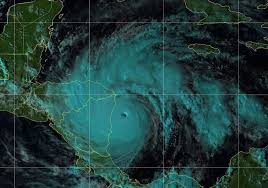 Choose your favourite lamborghini huracán and discover its technical specifications. Poderoso Huracan Iota Con Maxima Categoria Sobre Centroamerica