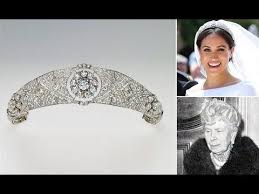 Meghan markle arrives at the terrance higgins trust world aids day charity fair at nottingham contemporary on december 1, 2017 in nottingham, england. Meghan Markle Tiara Wedding Meghan S Sparkling Tiara Is Queen Mary S Diamond Bandeau Youtube Harry And Meghan Wedding Tiara Meghan Markle Wedding