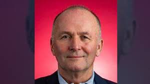 Arrestan a alcalde de Brighton, Daniel Knopp, acusado de manejar bajo los  efectos del alcohol en Idaho