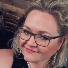 ROCHESTER AIRPORT QUESTION....does anyone know if the Rochester airport  will do direct flights from Rochester to Phoenix this winter. I tried  calling the airport but didn't have much luck.