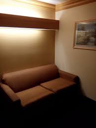 First, rearrange furniture so that couches and chairs face each other, not the tv. Sofa Does Not Face Tv Bild Von Value Inn Worldwide Inglewood Tripadvisor