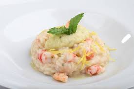 Un minuto prima della fine sfumare con il succo di limone. Risotto Con Gamberi Rossi E Zeste Di Limone Con Melanzana Affumicata Alla Mentuccia Mysocialrecipe
