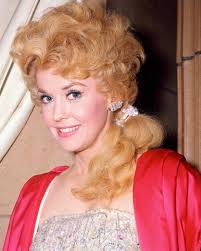 45 Gorgeous Photos of Actress Donna Douglas in the 1950s and 1960s