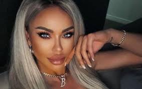 Bianca drăgușanu și gabi bădălău, noul cuplu monden al anului? FurtunÄƒ In Paharul Cu ApÄƒ Bianca DrÄƒguÈ™anu È™i Gabi BÄƒdÄƒlu Din Nou ImpreunÄƒ Evenimentul Zilei