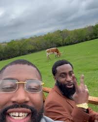 She like you one of them ones I’m like I’m already knowing , Florida 🥷 but  I’m Texas Living 🤴🏾🤴🏾🤴🏾