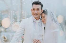 Minggu, 22 november 2020 07:09. Istri Denny Sumargo Nongkrong Di Kafe Ibu Dirut Cantik Umur 34 Kayak 22 Matamata Com