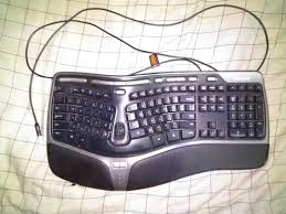 Microsoft Natural Ergonomic Keyboard 4000 V 1 0 Computers Tech Parts Accessories Computer Keyboard On Carousell