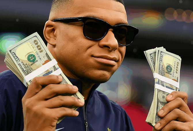 Kylian Mbappé joue au grand patron - VoxStadium
