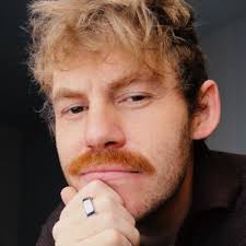 Dan Glover (@glovebox1978)