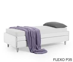 Letto a castello basso con 2 cassettini e 2 scrittoi+letto/divano con ruote e 2 cassettoni, che può essere inserito nel vano inferiore. Divano Letto A Castello Alexis Basso In Ecopelle Gardinistore