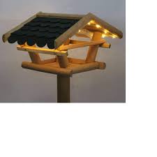Vogelfutterhaus Tirol Mit Led Beleuchtung Holz Futterhaus Vogelfutterhaus Led Beleuchtung Beleuchtung