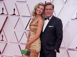 The model, 55, recently said she had never cried as much as i have in the last year, and the tears flowed. See Paulina Porizkova Aaron Sorkin S Oscars 2021 Couple Debut Photo Sheknows