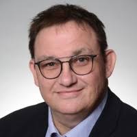 20+ "Daniel Hengst" profiles