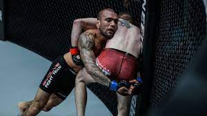 As a result of the fights, fighters have to get treated to heal their wounds and are left bloody and with broken bones. How To Use The Cage In Mma Evolve Vacation