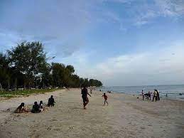 Mencari angin di pantai morib sometimes this is all you need! Bercuti Di Pantai Morib Banting Percutian Bajet