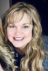 Melanie Jansen's Instagram, Twitter & Facebook