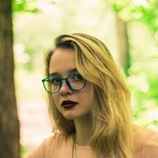 Alicia Teske's Instagram, Twitter & Facebook