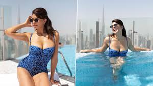 Jacqueline Fernandez Opts for a Sexy Printed Monokini As She Chills by the  Pool in Dubai (View Pics) | 👗 LatestLY