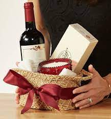 Dinner party gift ideas for the hostess. Holiday Hostess Gifts Diy Wine Gift Baskets Wine Gifts Diy Hostess Gifts Basket
