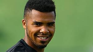 Durante vários anos, foi uma presença assídua nos relvados da liga portuguesa, mas sempre pouco consensual entre os adeptos. A2b7o Yyoxvmdm