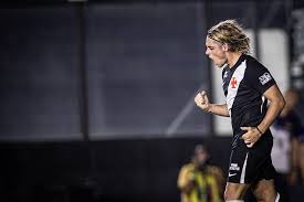 Spinelli ganha moral na disputa por uma vaga no time titular
