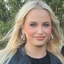 Ashley Morrill's Instagram, Twitter & Facebook