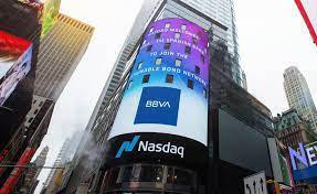 Con la app bbva móvil el banco está en tu celular. Bbva The First Spanish Bank On The Nasdaq Sustainable Debt Market