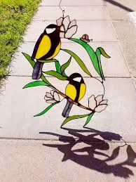 Oiseaux En Verre Souille Oiseaux Suncatcher Birdart Stained Glass Suncatcher Chickadee Stainedglassart Nl Stained Glass Birds Stained Glass Glass Birds